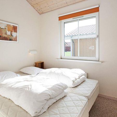 6 Person Holiday Home On A Holiday Park In Grasten Gråsten Exterior foto