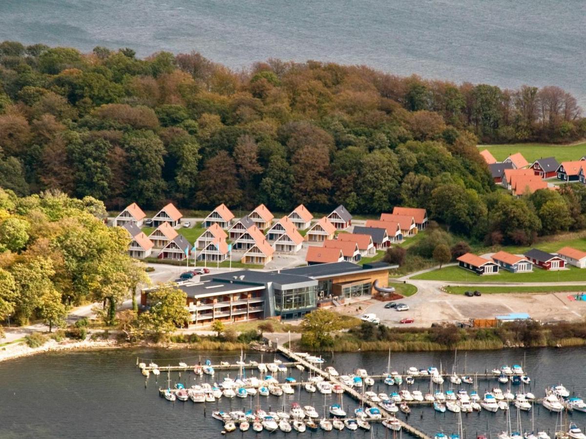 6 Person Holiday Home On A Holiday Park In Grasten Gråsten Exterior foto